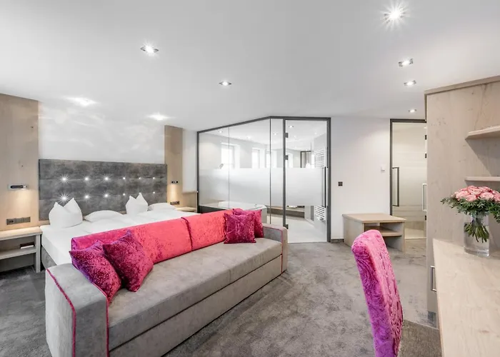 Garni Christine Hotel 4*