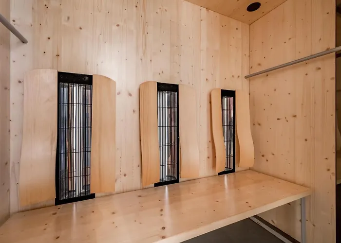 Garni Christine Hotel 4*