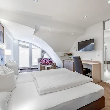 Garni Christine ホテル