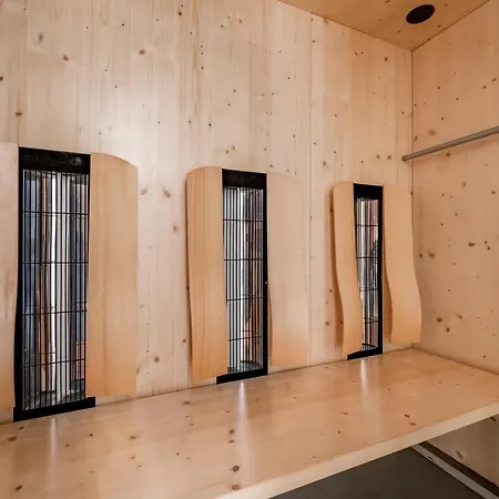 Garni Christine Hotel 4*