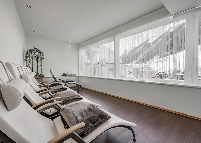 Garni Christine Ξενοδοχείο 4*